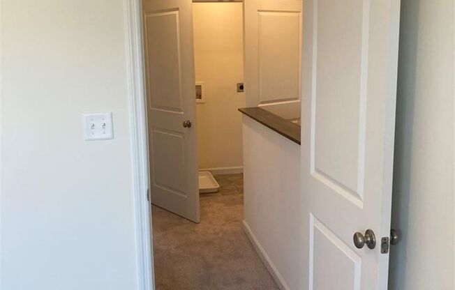 2 beds, 2 baths, 1,154 sqft, $2,500, Unit Daggett Avenue- 5004