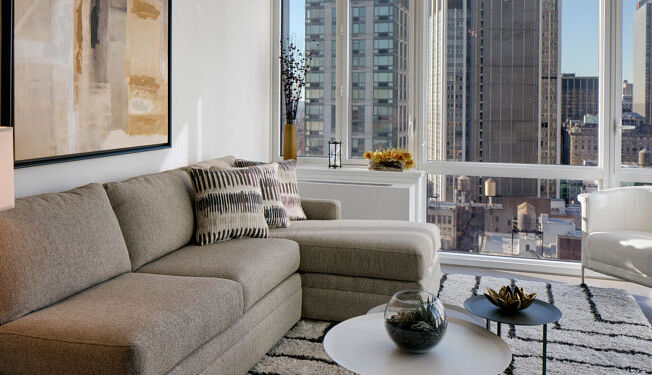 1 bed, 1 bath, 705 sqft, $6,305, Unit 22D