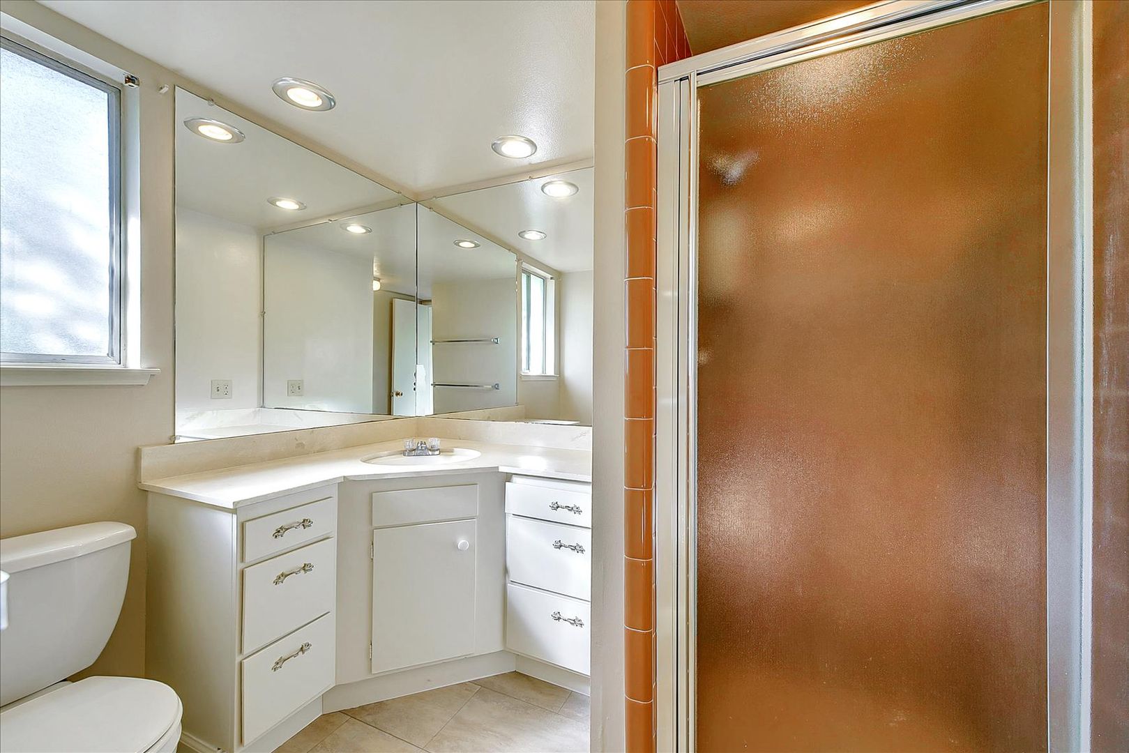 3 beds, 2 baths, $5,500