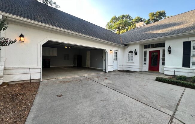 4 Bedroom 2.5 Bathroom Home in Lake Conroe