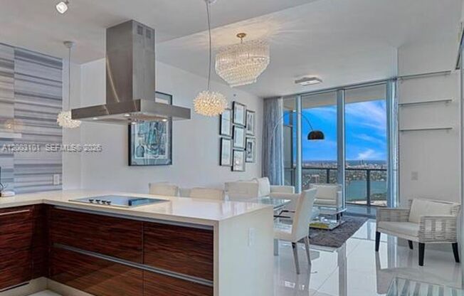 1100 Biscayne Blvd # 4803 (A12003101)