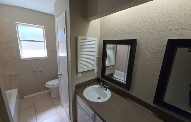 3 beds, 2 baths, $1,635