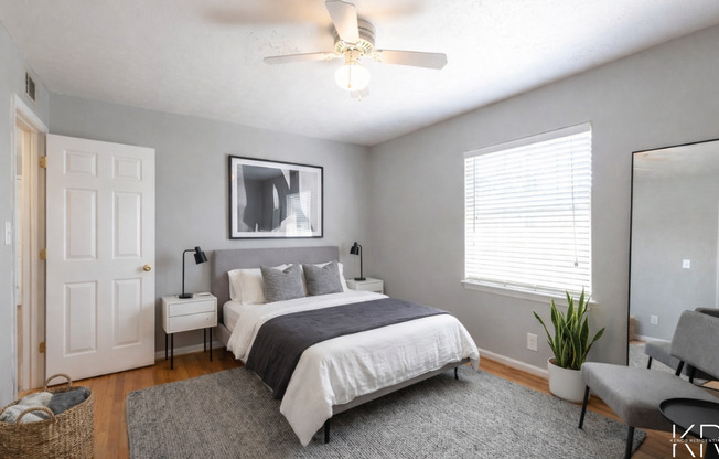 2 beds, 1 bath, 950 sqft, $1,370, Unit 03