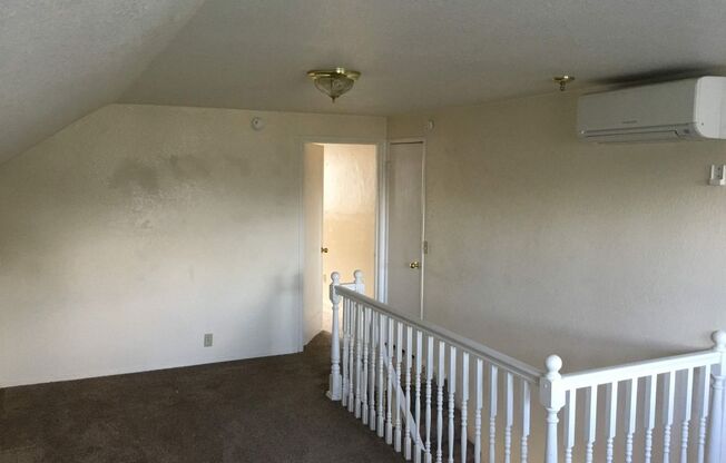 2 beds, 2 baths, $1,400, Unit 1410 Tyler St