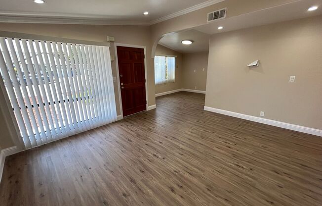 Irvington Area Home!  Not to be missed!