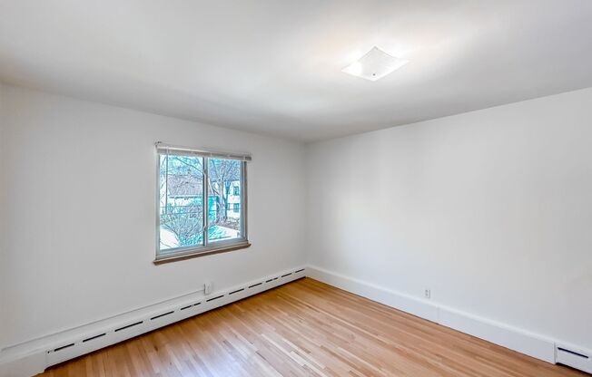 1 bed, 1 bath, 550 sqft, $975, Unit 207