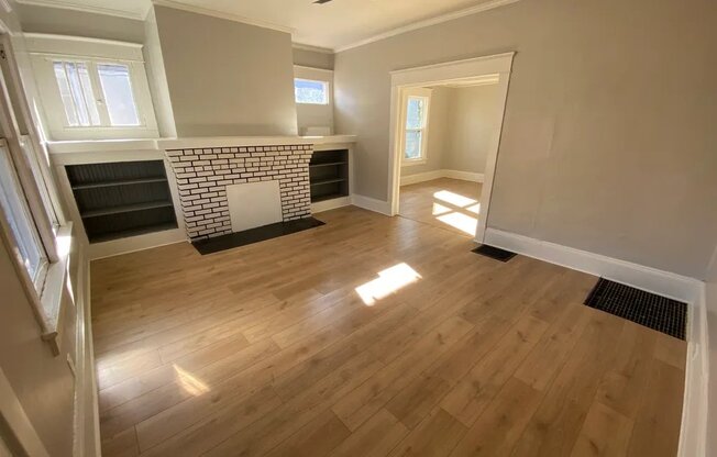1127 METROPLTN PKWY SW