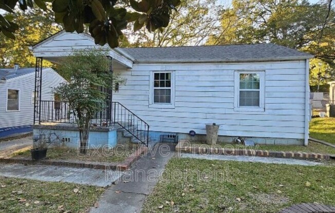 7408 PARIS AVE