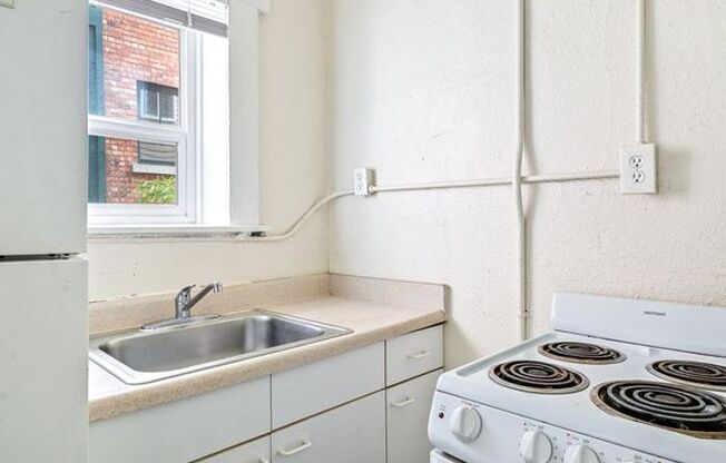 1 bed, 1 bath, 625 sqft, $1,750, Unit 108