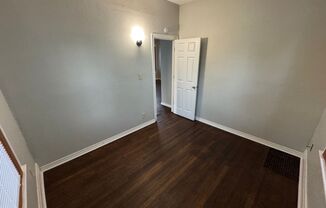 3 beds, 1 bath, $1,324