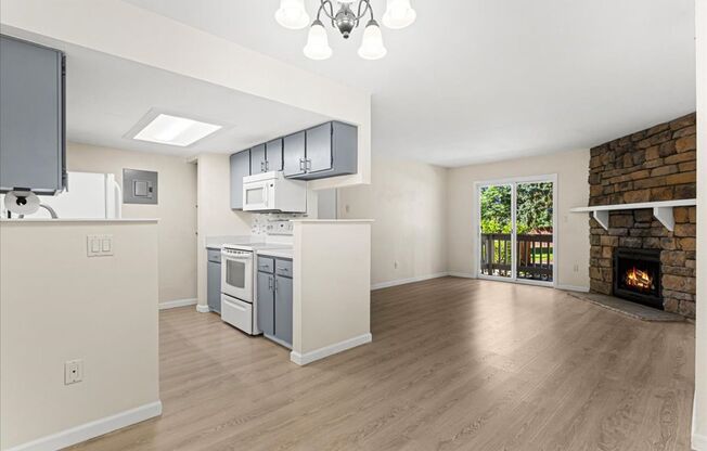 2 beds, 2 baths, $1,450, Unit # #B 105