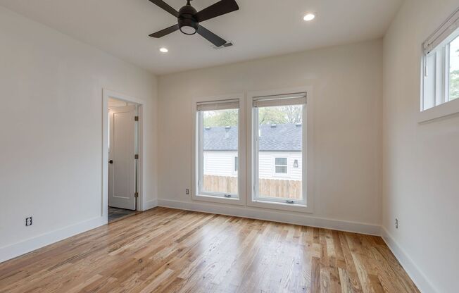 Modern Nations Home | 2 Bed, 2 Bath | 900 Sq Ft | $2,500/mo | Available Now (Furnished or Unfurnished)