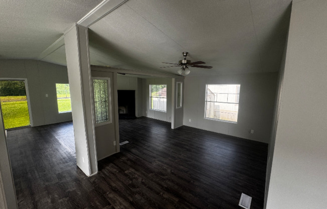 151 FOX MDW DR
