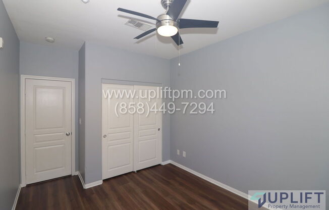 4300 Newton Avenue #32