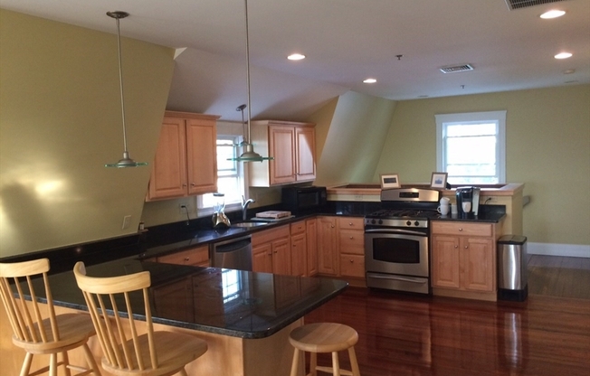 135 HIGHLAND AVE