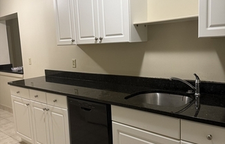 2 beds, 2 baths, 928 sqft, $2,895, Unit 103