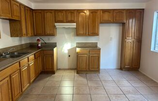 3 beds, 2 baths, 1,194 sqft, $2,350, Unit A