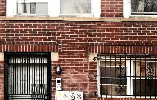 35 DODWORTH ST