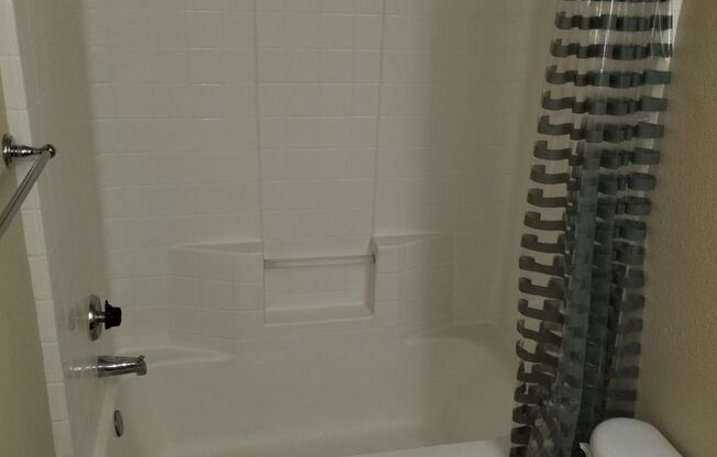 2 beds, 2 baths, $1,700