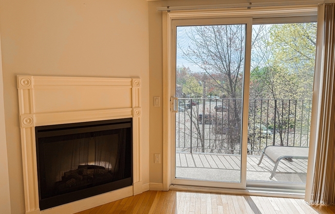 60 BROADLAWN PARK