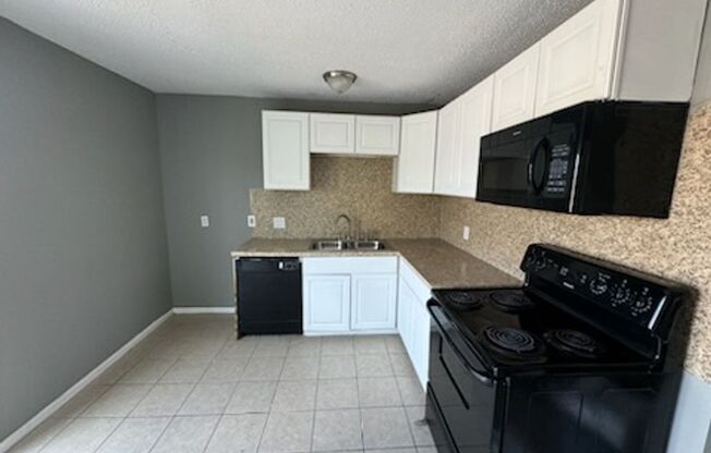 2 beds, 2 baths, $850