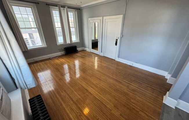 1 bed, 1 bath, $995, Unit 117