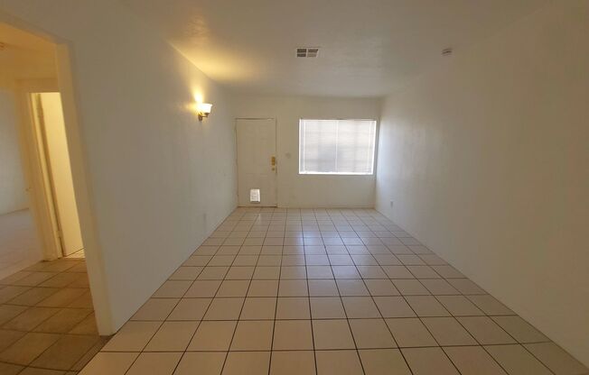 2 beds, 1 bath, $1,150