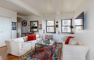 2166 BROADWAY 19