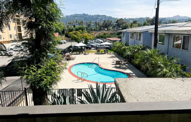 2 beds, 1 bath, 750 sqft, $2,495, Unit 0212