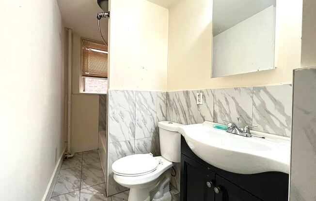 216 Bloomfield Ave # 1A