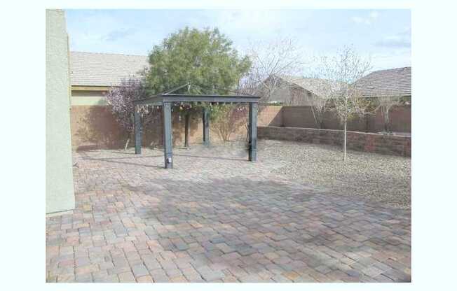 3 beds, 2 baths, $1,800