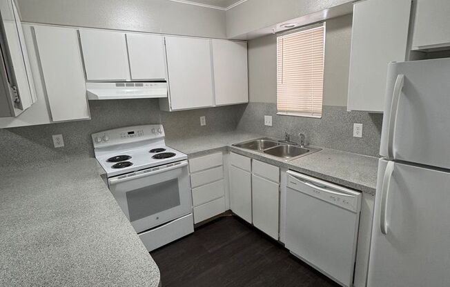 2 beds, 1 bath, 864 sqft, $1,195, Unit Unit 46