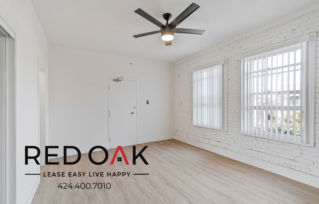 245 3/4 N KENMORE AVE