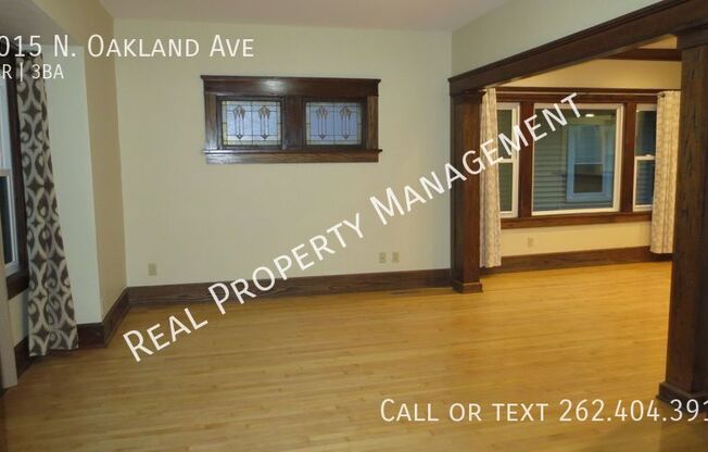 3015 N OAKLAND AVE
