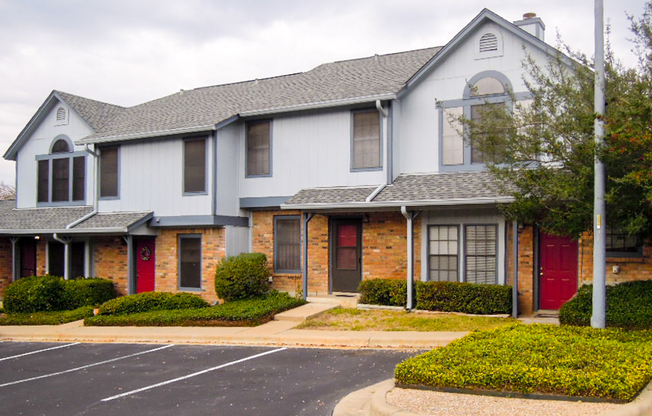 Bright & Spacious 2-Bedroom Condo in Gated Reflections of Walnut Creek