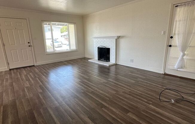 Charming & Cheery 3-Bedroom 2bathroom home in Vallejo!