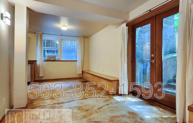 2934 SE MORRISON ST UNIT 8