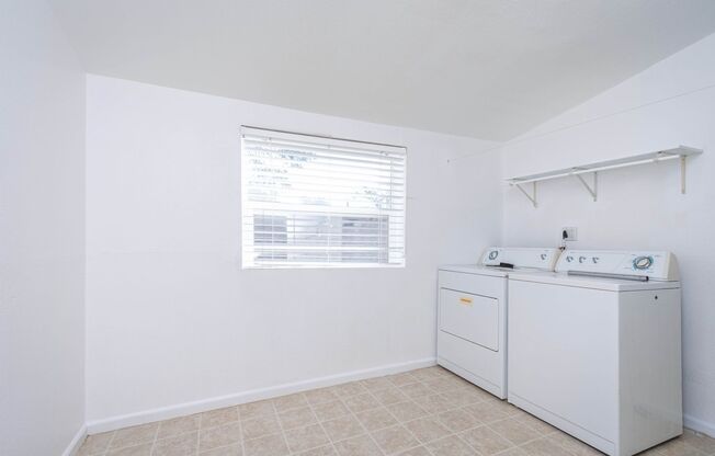 3 beds, 2 baths, $2,695