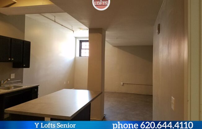 2 beds, 1 bath, 1,119 sqft, $985, Unit 018