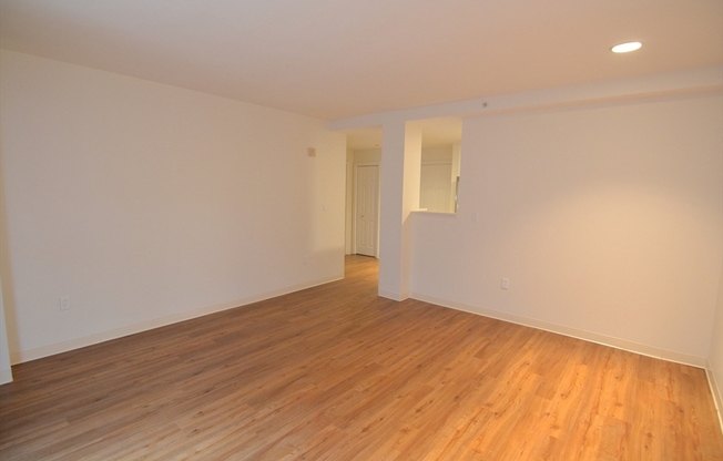 1 bed, 1 bath, 632 sqft, $3,435, Unit 114