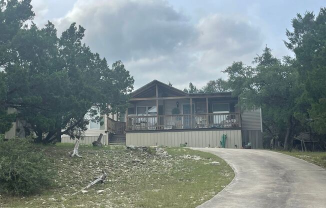 1502 CANYON TRACE