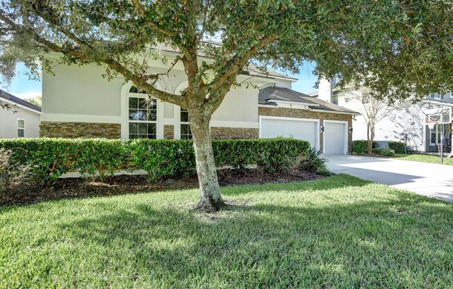 Gorgeous 5 bedroom/ 4 bathroom home in Durbin!