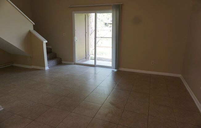 2 bedroom townhome on Westside Near NAS