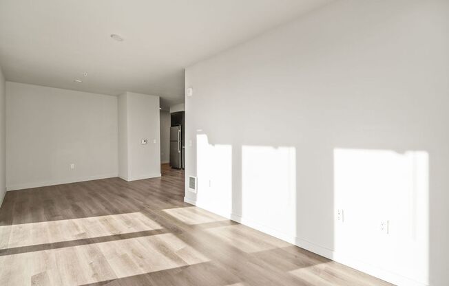 1 bed, 1 bath, 585 sqft, $1,715, Unit 515