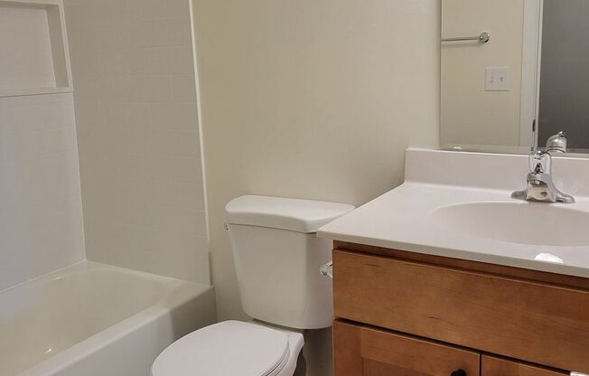 1 bed, 1 bath, 682 sqft, $1,215, Unit GL25008