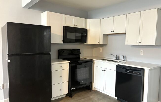 1 bed, 1 bath, $945