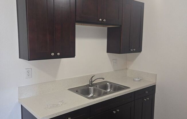 1 bed, 1 bath, 500 sqft, $1,795, Unit 55-02