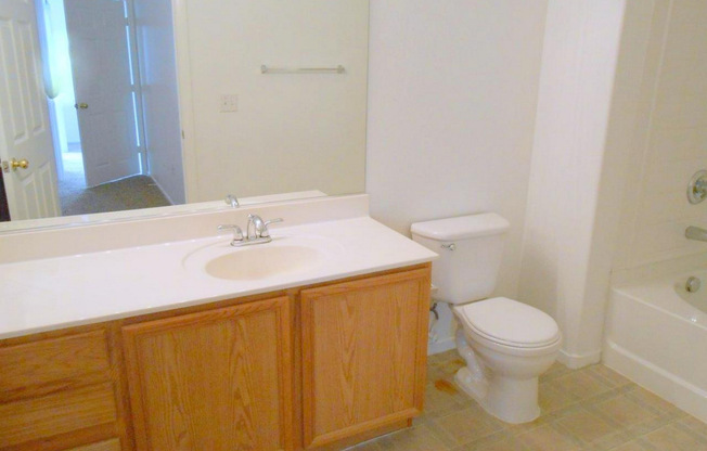 2 beds, 2 baths, $1,325