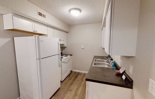 1 bed, 1 bath, 585 sqft, $595, Unit 1301 - A14