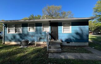 2 beds, 1 bath, $1,050